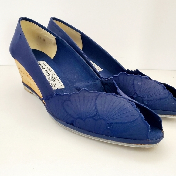 Evan Picone Women's Blue Flower Cutout Peep Toe Slip-on Wedges Size 9.5 - Picture 4 of 11